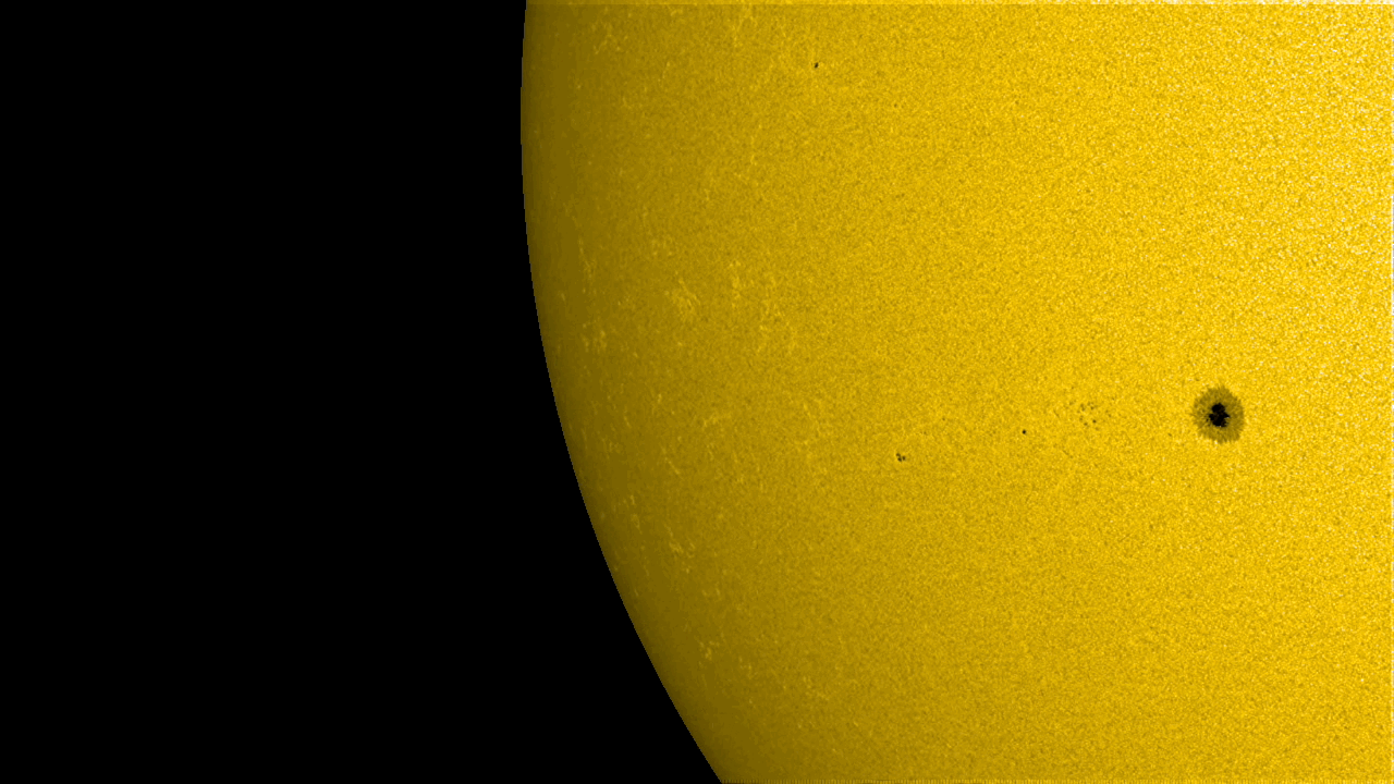 A zoomed in view of AR12192 observed by SDO/HMI from Oct. 16-22, 2014